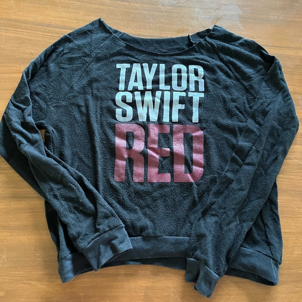 Taylor Swift Black RED Album Longsleeve